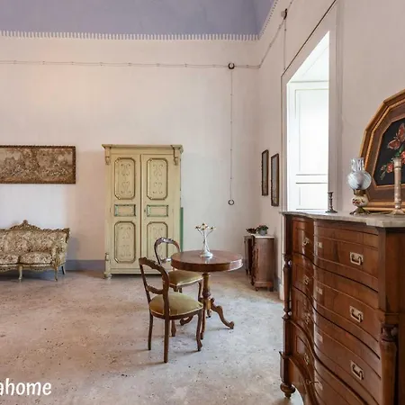Antica Dimora Palazzo Del Corso - Apulia アパート タヴィアーノ